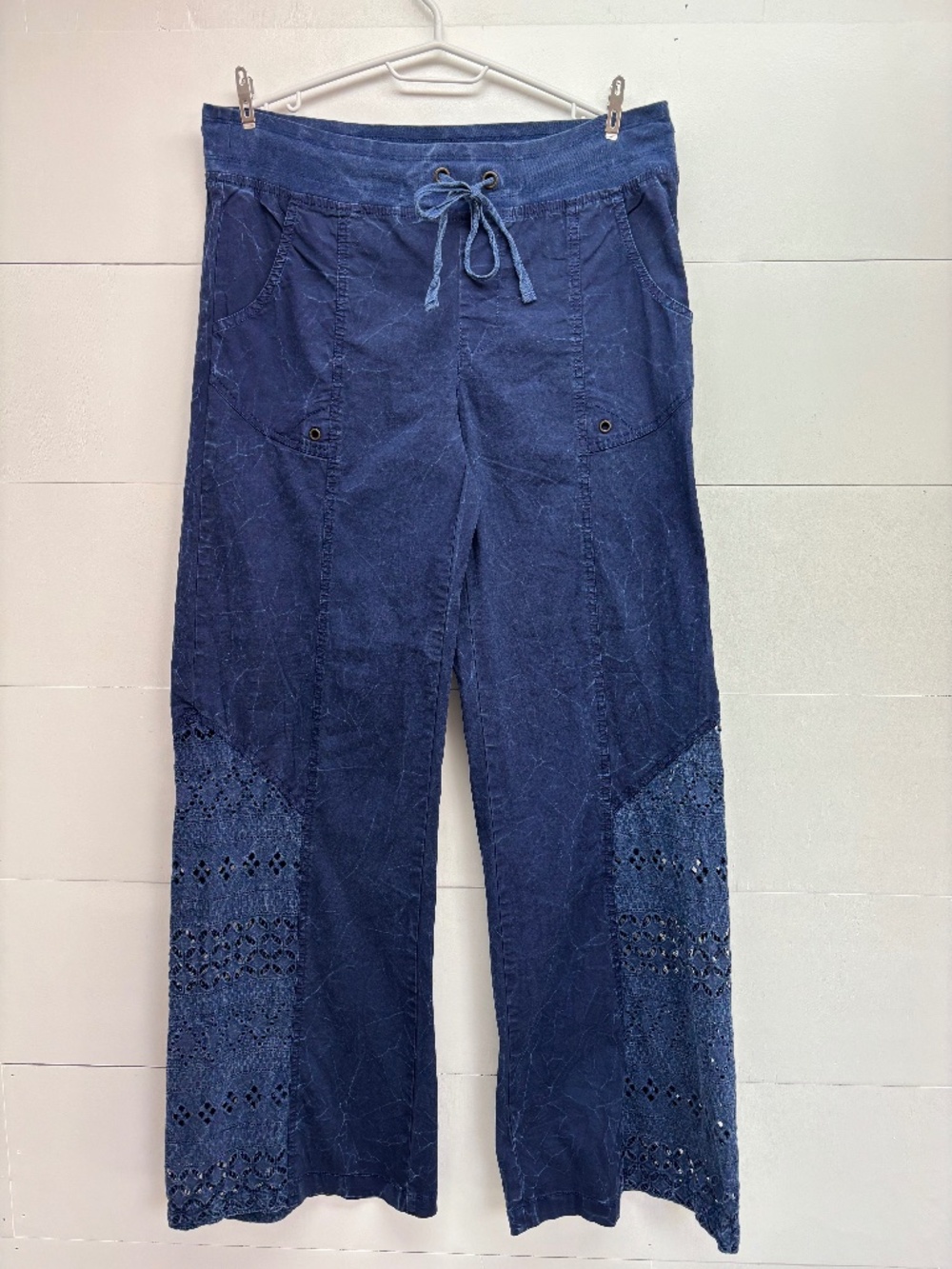 Mind Set by XCVI blue boho marble effect with crochet style lace panels size S